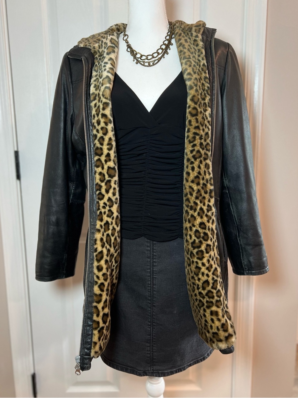 Vintage 90s Wilsons Leather Black Leather Jacket Leopard Faux Fur Hooded Winter